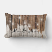 ライト付きのブラウン ラスティック ウッドをカスタマイズ ランバークッション (正面)