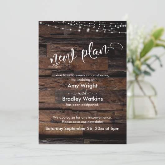 ライト付きの素朴な新しい計画 延期された結婚式のカード 招待状 (スタンド正面)