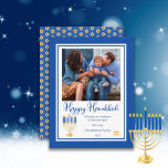 ライト付き（ユダヤ教）メノラーハッピーハヌカー家族の写真 シーズンカード<br><div class="desc">ハヌカ素晴らしーのシーズンに祝は、このデザインは私たちのオリジナル（ユダヤ教）メノラーベクターグラフィックとスクリプト文字書「Happy Hanukkah」あいさつメッセージと一緒にあなたの家族の写真とユニーク一緒に。複合デザイン別休日ハートデザイン（権利留保）。</div>