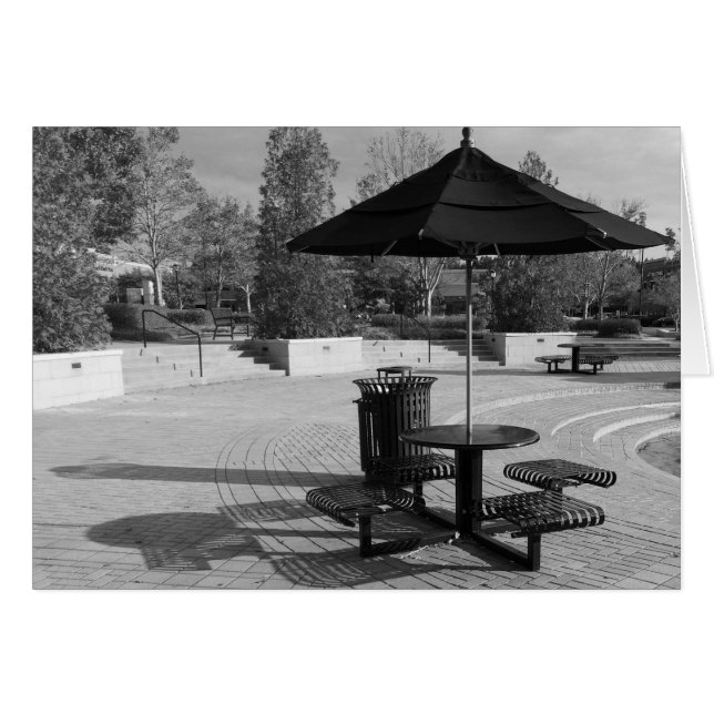 ライト&シェード/ノワール (正面横)