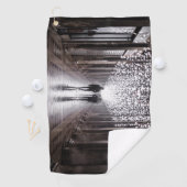 ライト、シャドウ、シンメトリ – セピア ゴルフタオル (インサイチュ)