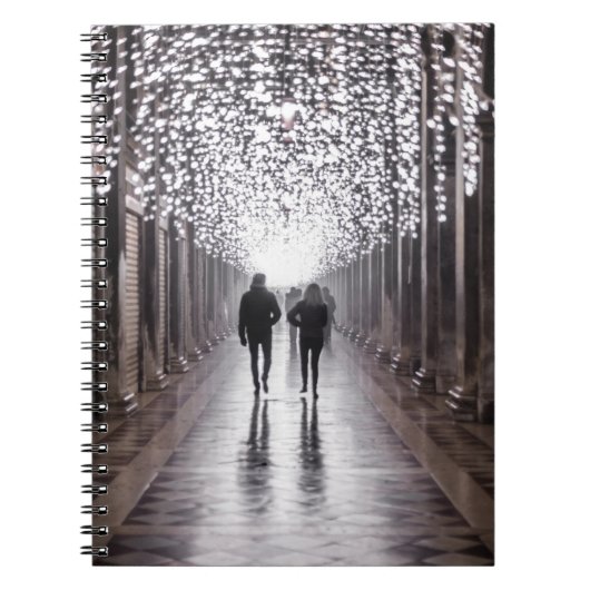 ライト、シャドウ、シンメトリ – セピア ノートブック (正面)