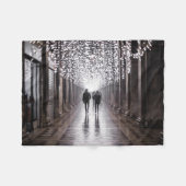 ライト、シャドウ、シンメトリ – セピア フリースブランケット (正面(横))