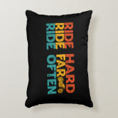 ライド懸命ライド遠くライド頻繁にオートバイのライダー アクセントクッション (正面(垂直))