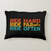 ライド懸命ライド遠くライド頻繁にオートバイのライダー アクセントクッション (裏面)