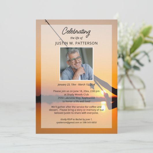 ライフお祝い魚釣りをテーマにした写真葬儀 招待状 (スタンド正面)