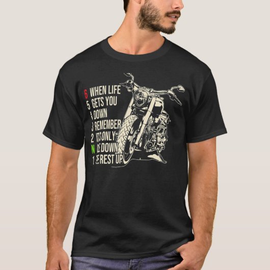 ライフがバイクのバイクのギア Tシャツ (正面)