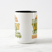 ライフのVANtasticレトロ70sファングラフィック ツートーンマグカップ (中央)