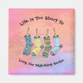 ライフはショートソックスことわざ引用文ピンク水色 マグネット (正面)