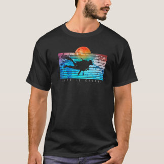 ライフはダイビングスキューバダイバーシュノーケリングレトロヴィンタグ Tシャツ