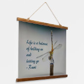 ライフはバランス引用文トンフライ写真 吊り下げ型タペストリー (傾斜あり)