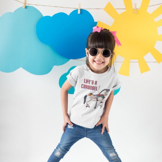 ライフは回転木馬Tシャツ Tシャツ