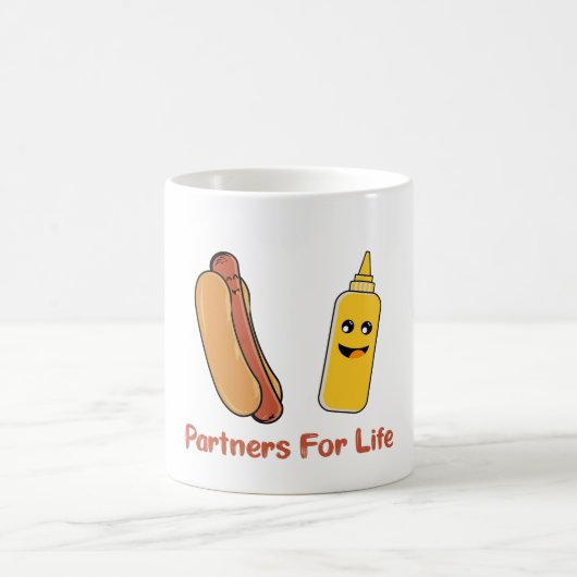 ライフカップルでかわいいホットドッグとマスタード コーヒーマグカップ (中央)