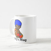 ライフセーバーとビーチボールを持つ可愛いライフガードボーイ コーヒーマグカップ (正面左)