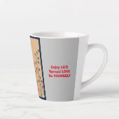 ライフマントラと花 カフェラテマグ (右)