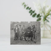 ライフルを持つ少女たち 1925年 ポストカード (スタンド正面)