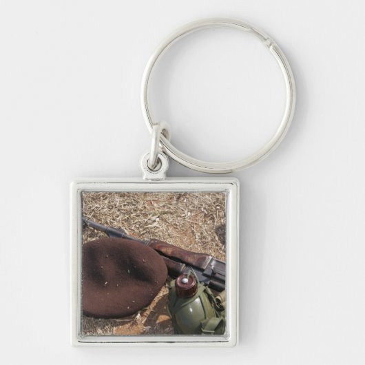 ライフル、軍隊カバー、水筒 キーホルダー (正面)