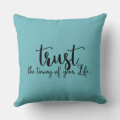 ライフ引用文のタイミングを信頼 クッション (裏面)