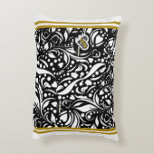 ライフ引用文ブラックアクセントピロー – Adiela Akoo アクセントクッション (裏面(縦))