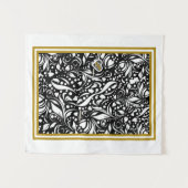 ライフ・クォート ブラック ペイズリー タペストリー - アディラ アコー (正面(横))