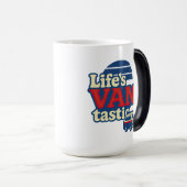 ライフVANtasticレッドクリームブルー版 モーフィングマグカップ (正面右)