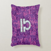 ライブラリ〔占星術の〕十二宮図シンボル明るい赤紫色デジタル迷彩柄 アクセントクッション (正面(垂直))
