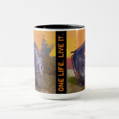 ライブ。生きろ。マグ マグカップ (中央)