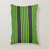 ライムグリーンと木炭ストライプ五つ アクセントクッション (正面(垂直))