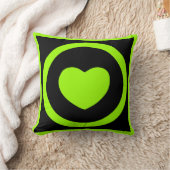 ライムグリーンのハートの枕 クッション (ブランケット)