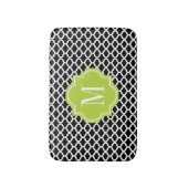 ライムグリーンのモノグラムが付いている黒いモロッコパターン バスマット (正面縦)