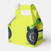 ライムグリーンのモンスタートラック フェイバーボックス (裏面サイド)