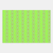 ライムグリーンの背景に白いデイジーチェーン ラッピングペーパーシート (正面2)