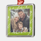 ライムグリーンファンシースクリプメリート「クリスマス写真」 メタルオーナメント (左)