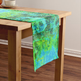 ライムトリップ（幻覚体験）のようなグリーンとブルーガーデンランドスケープ ロングテーブルランナー