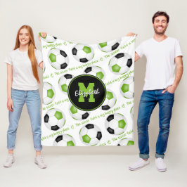 ライムブラックサッカー場は私の幸せな場所だ フリースブランケット