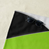 ライム白黒ガールズバレーボールパーソナライズされた ビーチタオル (インサイチュ)