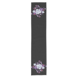 ライラの花、黒い背景 ショートテーブルランナー