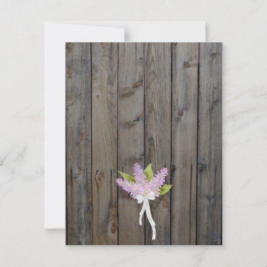 ライラックとカラフルな光が飾られた納屋の木の結婚式 セーブザデート (裏面)