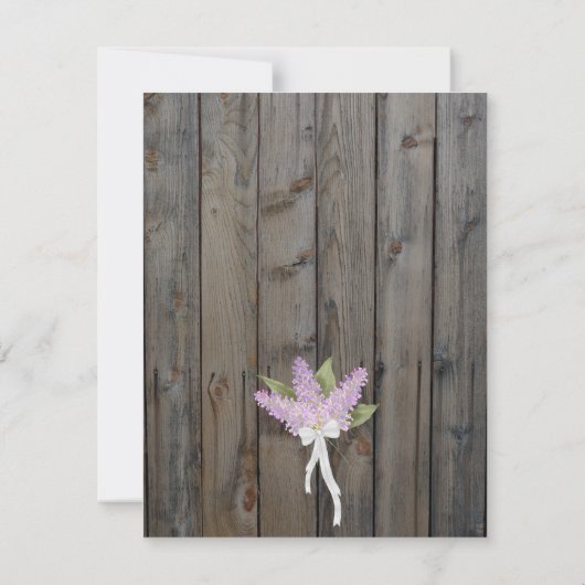 ライラックとライトが飾られた納屋の木の紫色の結婚式 セーブザデート (裏面)