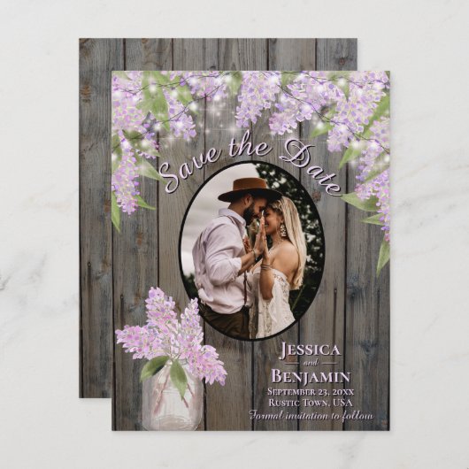 ライラックとライトが飾られた納屋の木の紫色の結婚式 セーブザデート (正面/裏面)