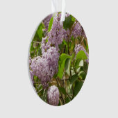 ライラックの木の美しい紫の春の花 オーナメント (正面)
