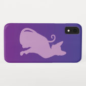 ライラックカラーの猫のシルエット パープル背景 Case-Mate iPhoneケース (裏面(横))