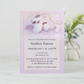 ライラックシューズの女の子ベビーシャワー招待状 招待状 (スタンド正面)