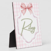 ライリーパーソナライズされたベビーガール子供部屋ボウ&ギンガム フォトプラーク (側面)