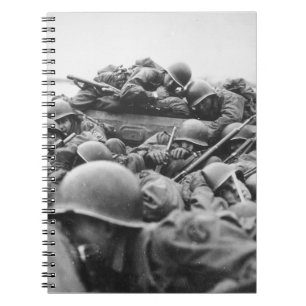 ラインを横断する第二次世界大戦の連合軍の兵士 ノートブック