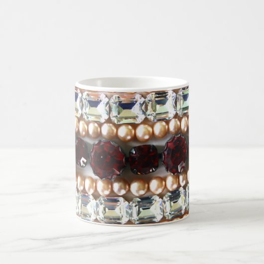 ラインストーンと真珠 – ヴィンテージジュエリー コーヒーマグカップ (中央)