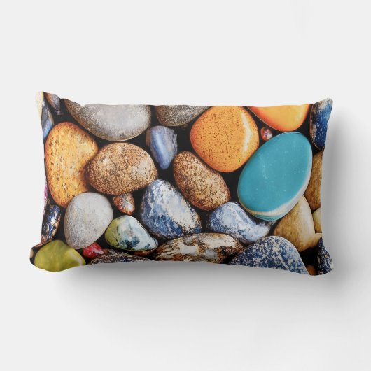 ラインストーンは鮮やかなパステル色 ランバークッション (正面)