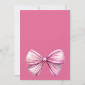 ライ名門私立校風のン女子の赤ちゃんシャワーのピンクの服 招待状 (裏面)