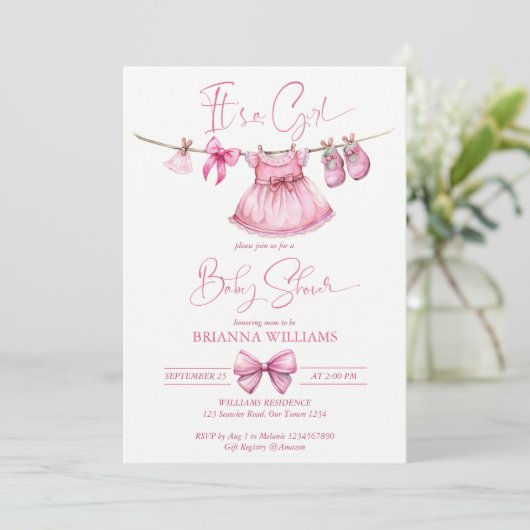ライ名門私立校風のン女子の赤ちゃんシャワーのピンクの服 招待状 (スタンド正面)
