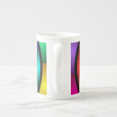 ラウンドサイケデリックとフラカラフルモダンクタルアート ボーンチャイナマグカップ (裏面)